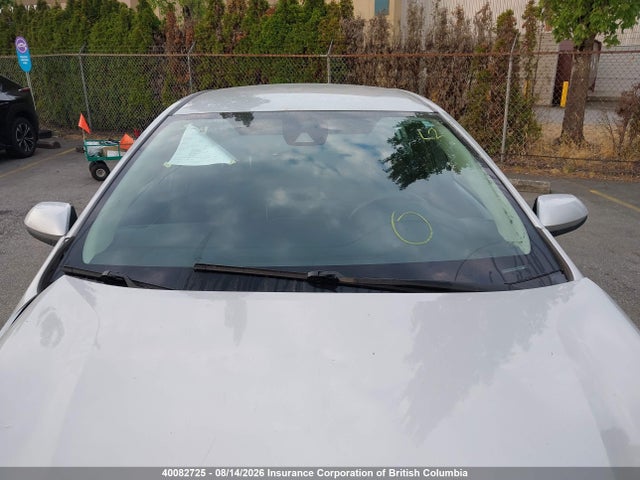 40082725 :رقم المزاد ، 5YFBPMBE7MP237228 vin ، 2021 Toyota Corolla Le مزاد بيع