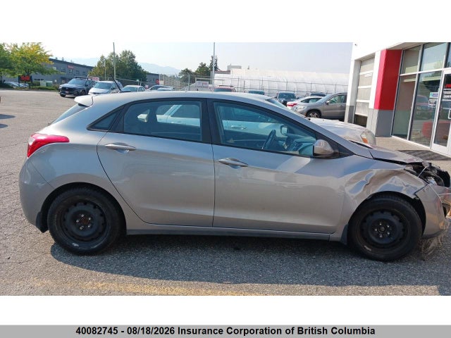 2014 Hyundai Elantra Gt მანქანა იყიდება აუქციონზე, vin: KMHD35LH8EU223681, აუქციონის ნომერი: 40082745