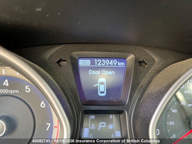 2014 Hyundai Elantra Gt მანქანა იყიდება აუქციონზე, vin: KMHD35LH8EU223681, აუქციონის ნომერი: 40082745
