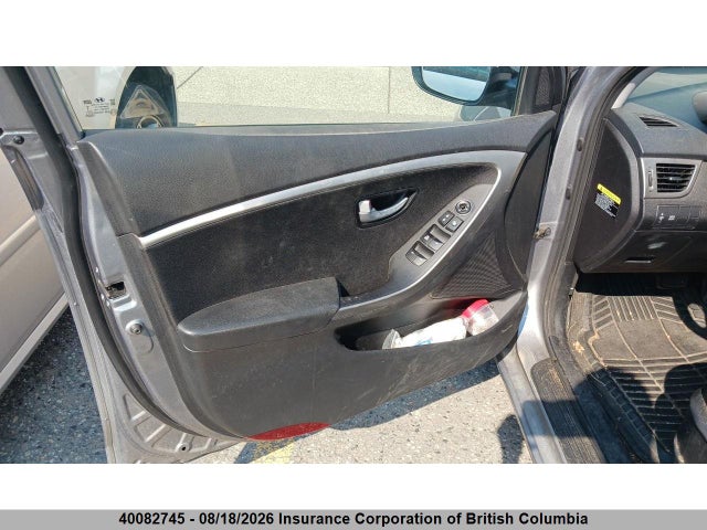 2014 Hyundai Elantra Gt მანქანა იყიდება აუქციონზე, vin: KMHD35LH8EU223681, აუქციონის ნომერი: 40082745
