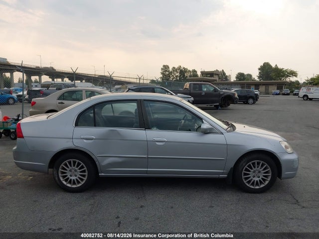 Продажа на аукционе авто 2001 Acura 1.7el Touring, vin: 2HHES36651H001393, номер лота: 40082752