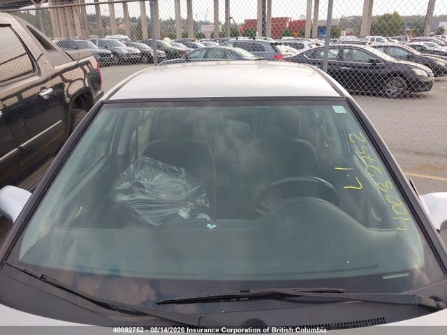 Продажа на аукционе авто 2001 Acura 1.7el Touring, vin: 2HHES36651H001393, номер лота: 40082752