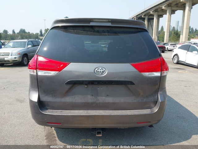 Aukcja sprzedaży 2011 Toyota Sienna, vin: 5TDZK3DC1BS111020, numer aukcji: 40082787