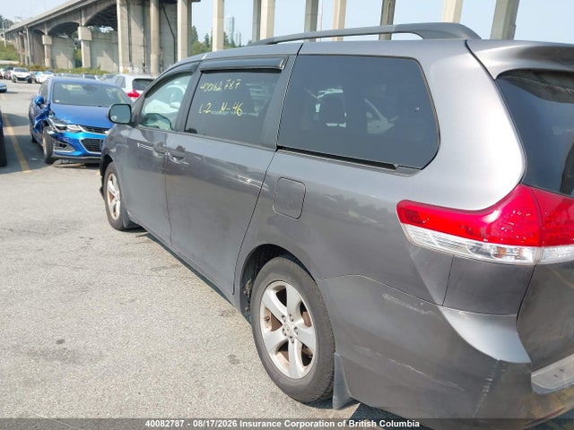 Aukcja sprzedaży 2011 Toyota Sienna, vin: 5TDZK3DC1BS111020, numer aukcji: 40082787