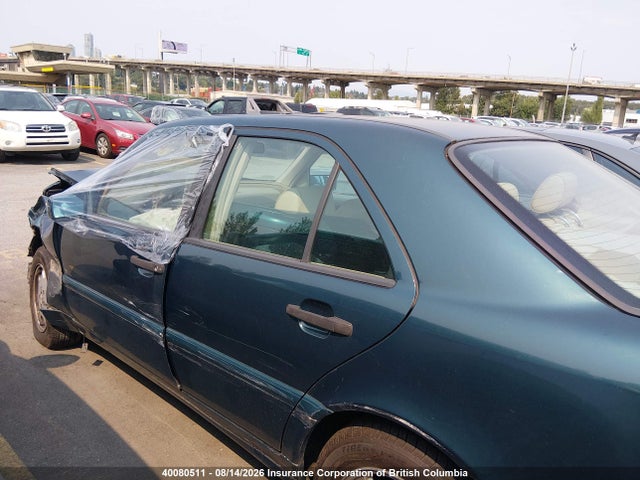40080511 :رقم المزاد ، WDBHA23G1WF659374 vin ، 1998 Mercedes-benz C 230 مزاد بيع