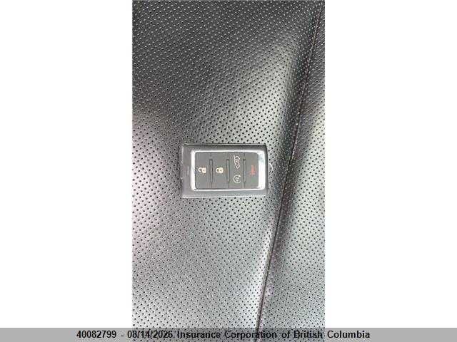 Продажа на аукционе авто 2024 Jeep Grand Cherokee L Overland, vin: 1C4RJKDG5R8944723, номер лота: 40082799