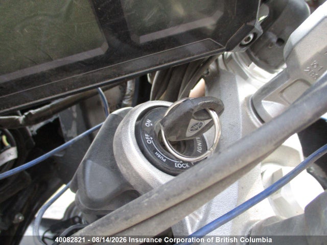 Yamaha XT1200ZE 2014 JYADP05N6EA000115 Image 10