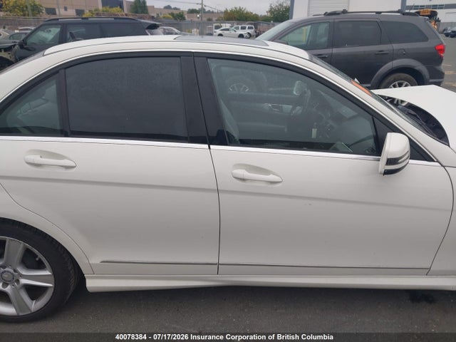 Продажа на аукционе авто 2010 Mercedes-benz C 300, vin: WDDGF5EB6AR121252, номер лота: 40078384