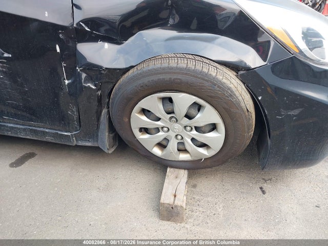 40082866 :رقم المزاد ، KMHCT5AE4FU228494 vin ، 2015 Hyundai Accent Gs مزاد بيع