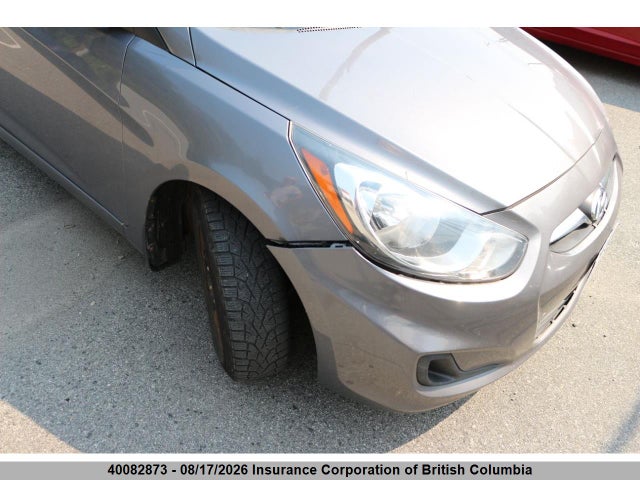 40082873 :رقم المزاد ، KMHCT5AE4DU139134 vin ، 2013 Hyundai Accent L مزاد بيع