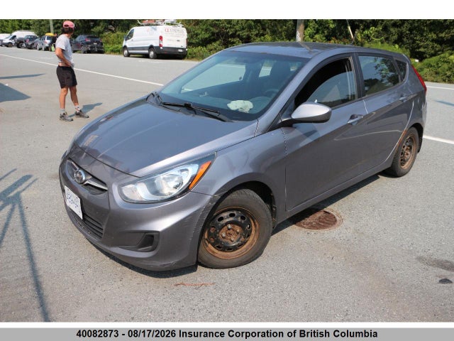 40082873 :رقم المزاد ، KMHCT5AE4DU139134 vin ، 2013 Hyundai Accent L مزاد بيع