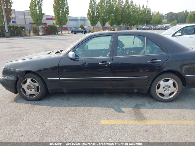 Aukcja sprzedaży 1998 Mercedes-benz E 430, vin: WDBJF70F2WA590347, numer aukcji: 40082891