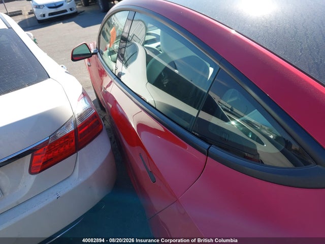 2022 Tesla Model 3 მანქანა იყიდება აუქციონზე, vin: 5YJ3E1EA4NF347121, აუქციონის ნომერი: 40082894