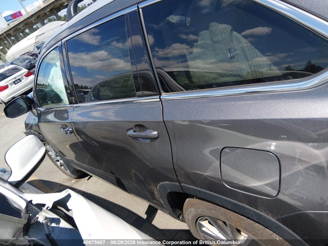 2016 Toyota Highlander Xle მანქანა იყიდება აუქციონზე, vin: 5TDJKRFH9GS285496, აუქციონის ნომერი: 40075607