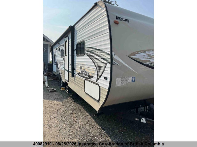 Skyline Layton 2015 1SE200R21FF000388 головне зображення