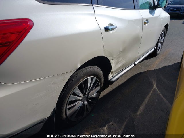 Продаж на аукціоні авто 2017 Nissan Pathfinder S/sv/sl/platinum, vin: 5N1DR2MM5HC665627, номер лоту: 40080513