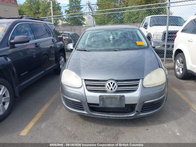 40082940 :رقم المزاد ، 3VWGM81K28M195574 vin ، 2008 Volkswagen Jetta مزاد بيع