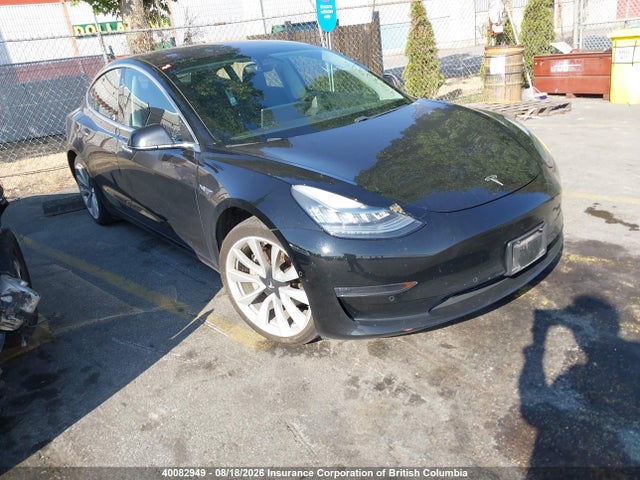 2018 5YJ3E1EA8JF029769 main image