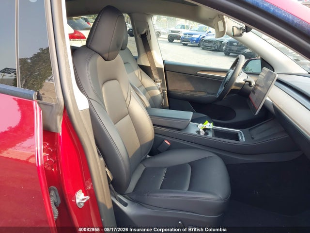 Tesla Model Y Long Range 2024 7SAYGDEE8RF989483 Image 5