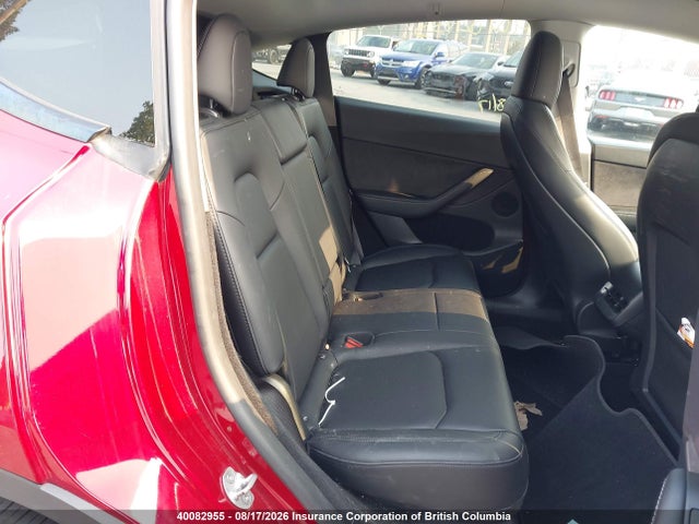 Tesla Model Y Long Range 2024 7SAYGDEE8RF989483 Image 8