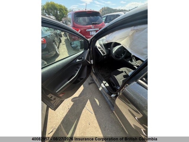 Ford Focus 2018 1FADP3H26JL281330 Image 6