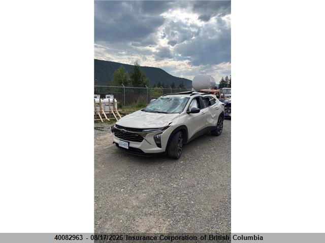 Chevrolet Trax 2026 KL77LJE2XTC107711 Image 2