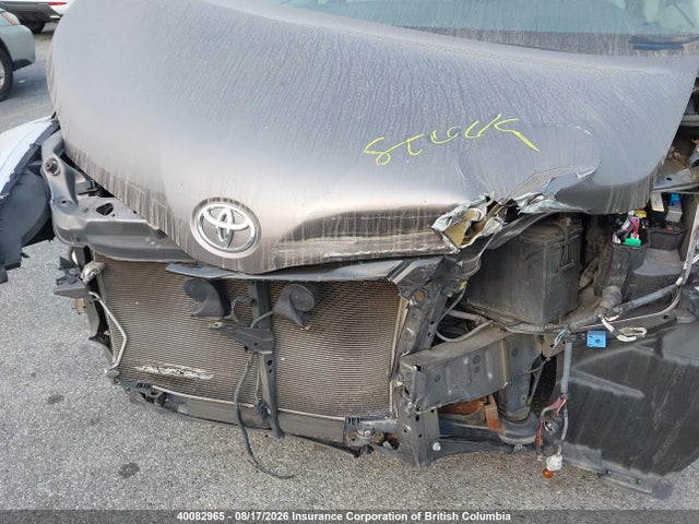 40082965 :رقم المزاد ، 5TDKK3DC8ES444014 vin ، 2014 Toyota Sienna Le مزاد بيع
