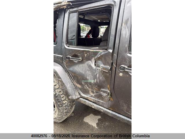 1C4BJWEG8EL169106 Jeep Wrangler Unlimited Sahara