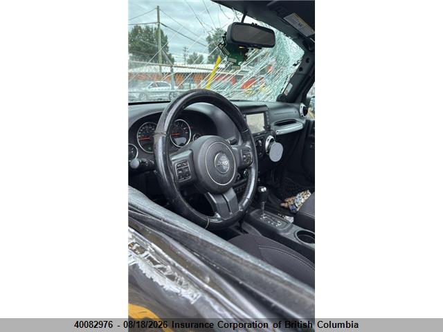 1C4BJWEG8EL169106 Jeep Wrangler Unlimited Sahara