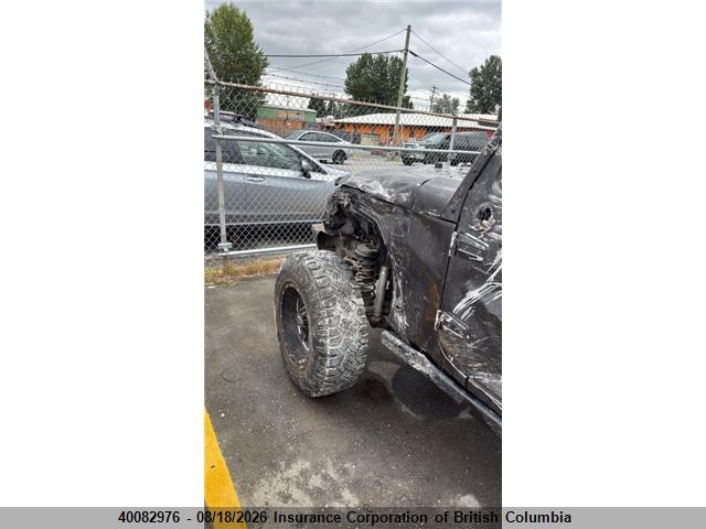 1C4BJWEG8EL169106 Jeep Wrangler Unlimited Sahara