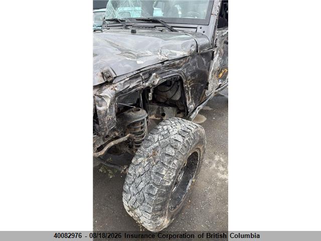 1C4BJWEG8EL169106 Jeep Wrangler Unlimited Sahara