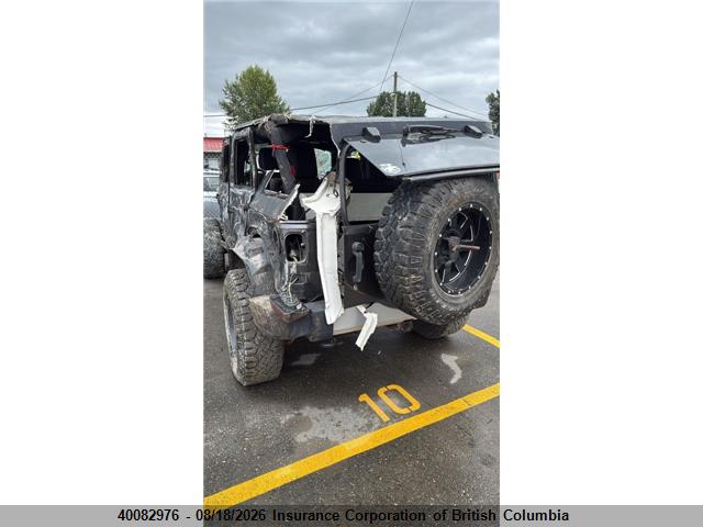 1C4BJWEG8EL169106 Jeep Wrangler Unlimited Sahara