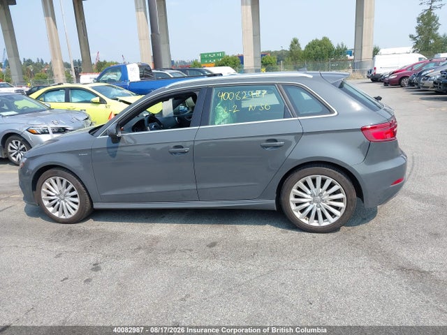 Продажа на аукционе авто 2017 Audi A3, vin: WAUUPBFF6HA091072, номер лота: 40082987
