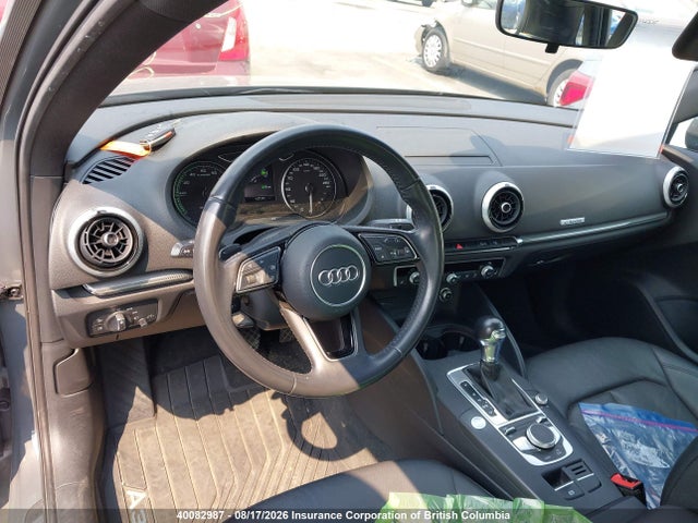 Продажа на аукционе авто 2017 Audi A3, vin: WAUUPBFF6HA091072, номер лота: 40082987