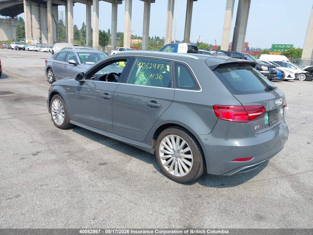 Продажа на аукционе авто 2017 Audi A3, vin: WAUUPBFF6HA091072, номер лота: 40082987