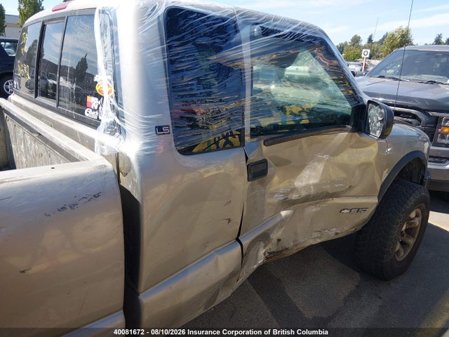 40081672 :رقم المزاد ، 1GCCT19WXY8152298 vin ، 2000 Chevrolet S Truck S10 مزاد بيع