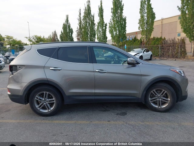 40083041 :رقم المزاد ، 5NMZUDLB5HH045642 vin ، 2017 Hyundai Santa Fe Sport مزاد بيع