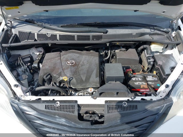 2017 Toyota Sienna მანქანა იყიდება აუქციონზე, vin: 5TDZZ3DC4HS787563, აუქციონის ნომერი: 40083045