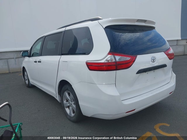 2017 Toyota Sienna მანქანა იყიდება აუქციონზე, vin: 5TDZZ3DC4HS787563, აუქციონის ნომერი: 40083045