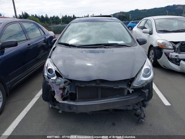 2015 Toyota Prius C მანქანა იყიდება აუქციონზე, vin: JTDKDTB38F1086635, აუქციონის ნომერი: 40077463
