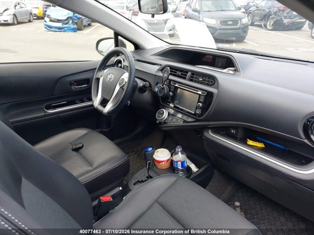 2015 Toyota Prius C მანქანა იყიდება აუქციონზე, vin: JTDKDTB38F1086635, აუქციონის ნომერი: 40077463