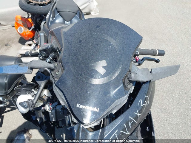 Kawasaki EX400 2018 JKAEXKG18JDA04834 Image 11