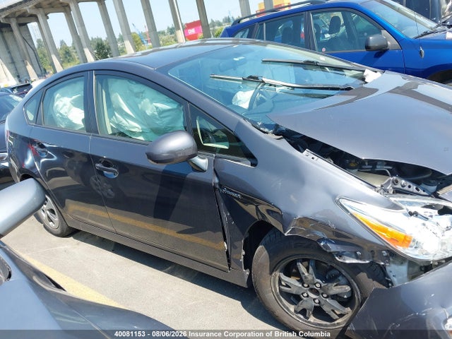 40081153 :رقم المزاد ، JTDKN3DU3E1805677 vin ، 2014 Toyota Prius مزاد بيع
