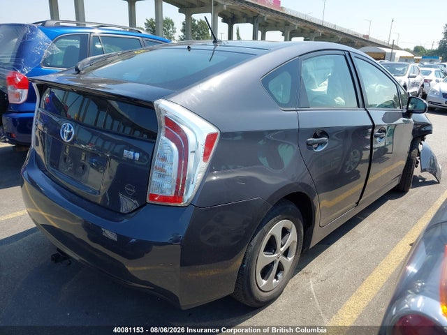 40081153 :رقم المزاد ، JTDKN3DU3E1805677 vin ، 2014 Toyota Prius مزاد بيع