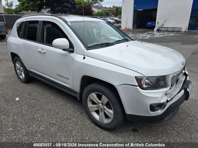 40083057 :رقم المزاد ، 1C4NJDAB3GD721376 vin ، 2016 Jeep Compass Sport مزاد بيع