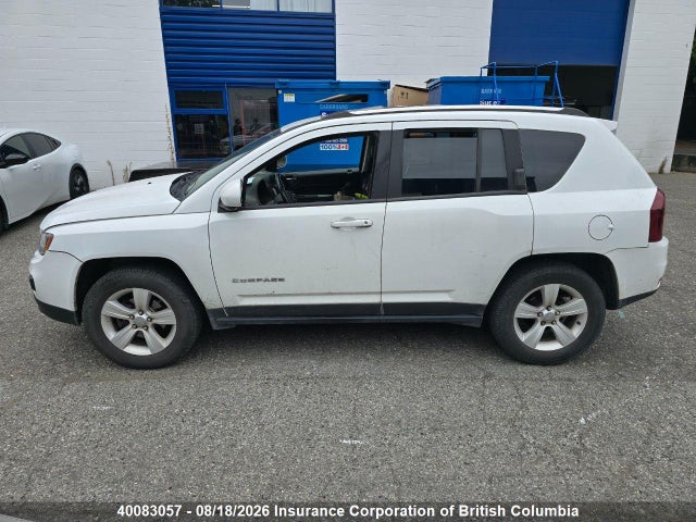 40083057 :رقم المزاد ، 1C4NJDAB3GD721376 vin ، 2016 Jeep Compass Sport مزاد بيع