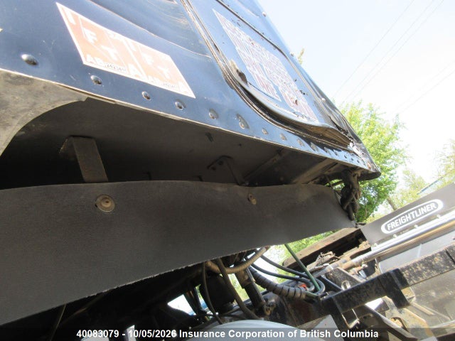 40083079 :رقم المزاد ، 1FUJA6CKX6DW05056 vin ، 2006 Freightliner Conventional Columbia مزاد بيع