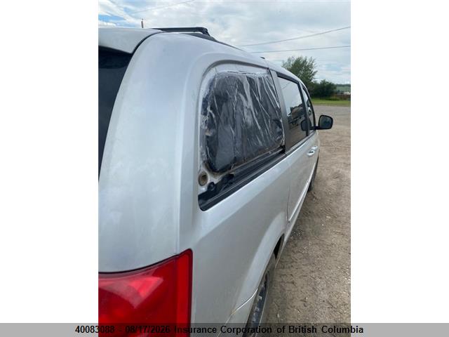 2011 Dodge Grand Caravan Express მანქანა იყიდება აუქციონზე, vin: 2D4RN4DG9BR726149, აუქციონის ნომერი: 40083088