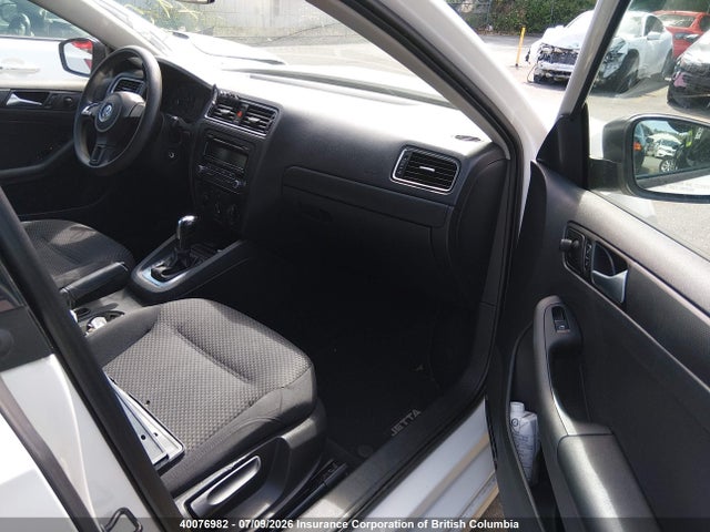 Продажа на аукционе авто 2013 Volkswagen Jetta S, vin: 3VW2K7AJ0DM428511, номер лота: 40076982