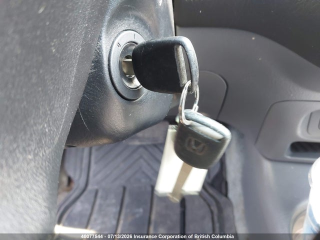 40077544 :رقم المزاد ، 2HGES16394H928609 vin ، 2004 Honda Civic Dx Vp مزاد بيع